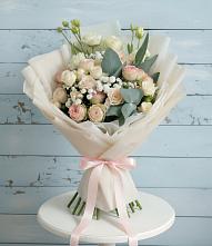 Букет цветов из:  Розы и Лизиантусы #REPLACE_PRED# Щельпино