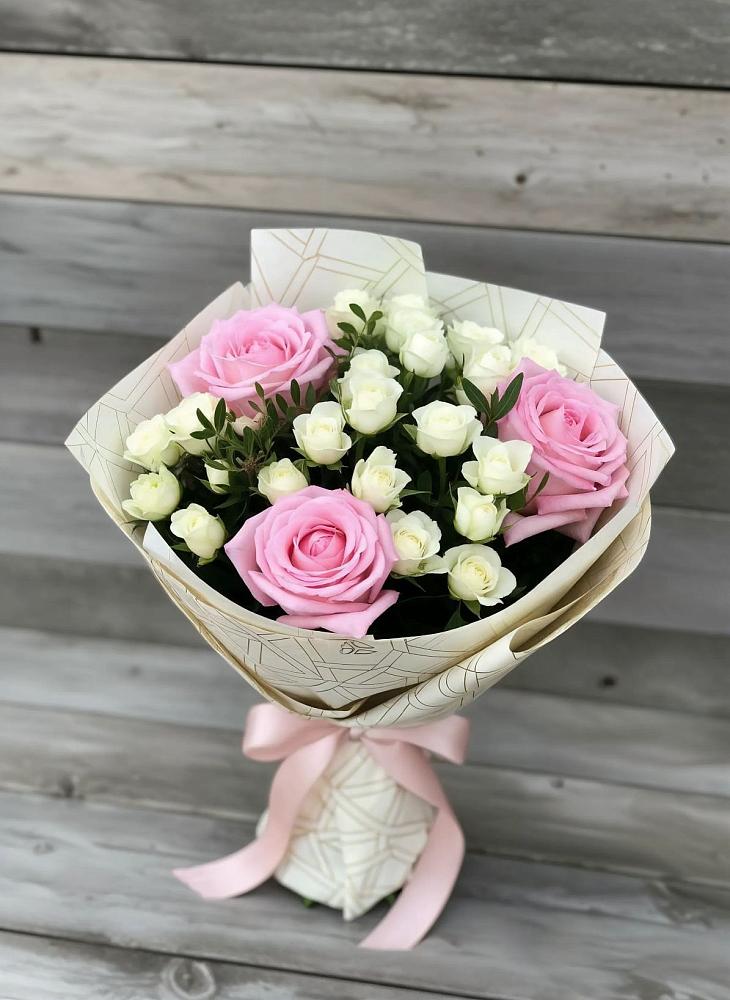 Букет цветов из: Розы в Щельпино