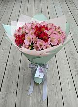 Букет цветов из:  Альстромерии в Щельпино
