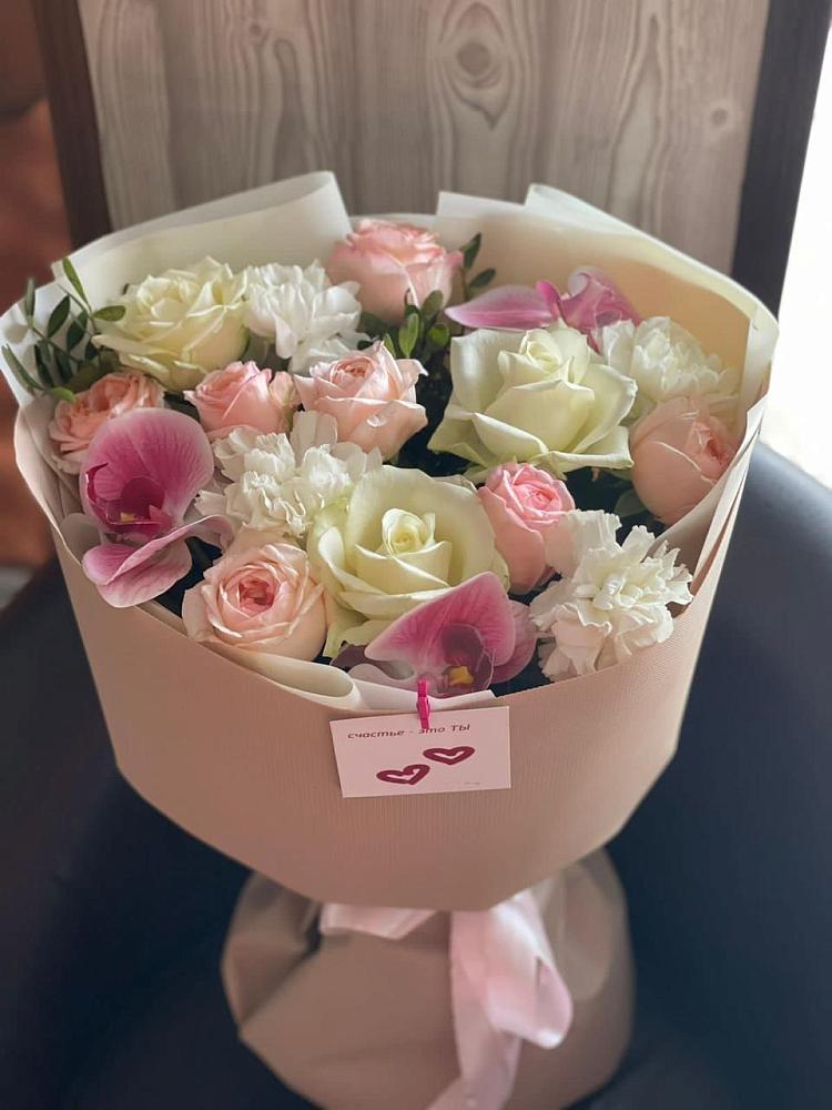 Букет цветов из: Орхидеи, Розы и Гвоздики в Щельпино