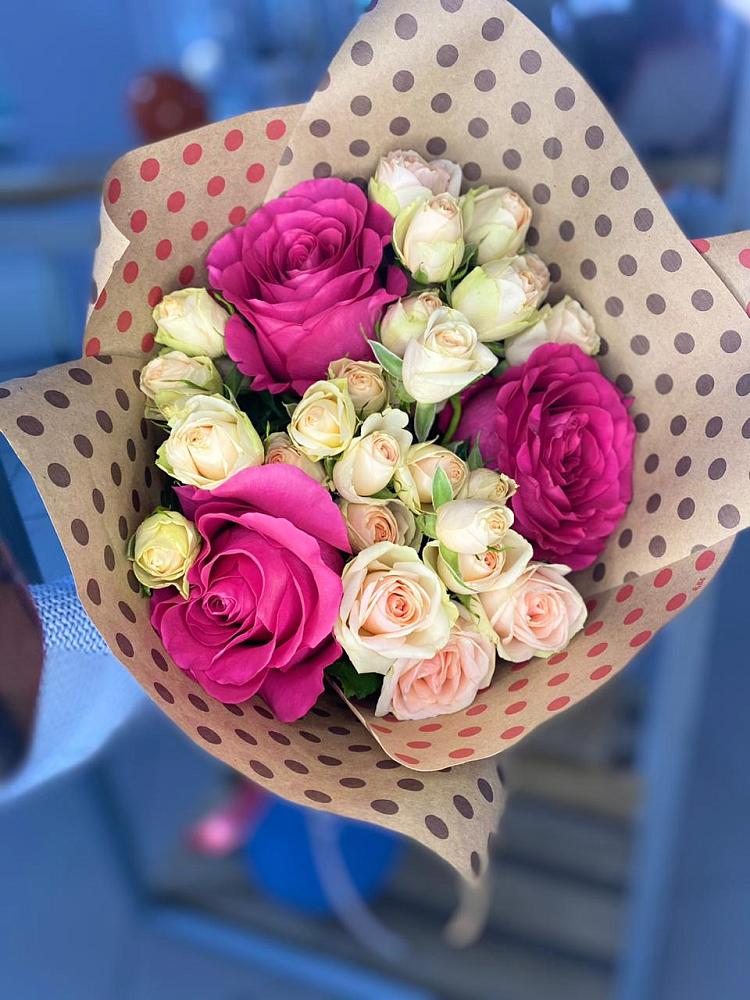 Букет цветов из: Розы в Щельпино