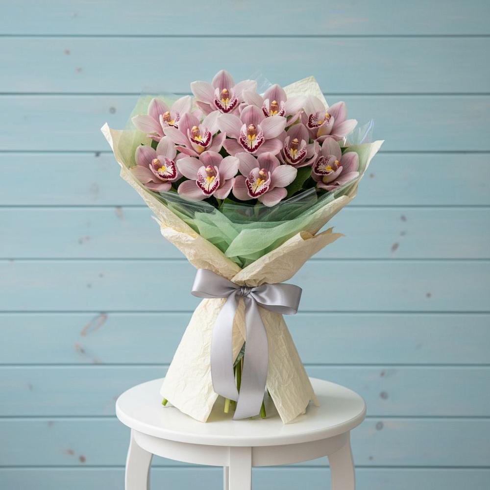 Букет цветов из: Орхидеи и Розы в Щельпино