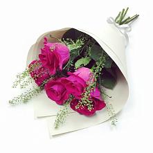 Букет цветов из:  Розы в Щельпино