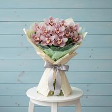 Букет цветов из:  Орхидеи и Розы в Щельпино