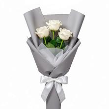 Букет 3 белые розы в Щельпино