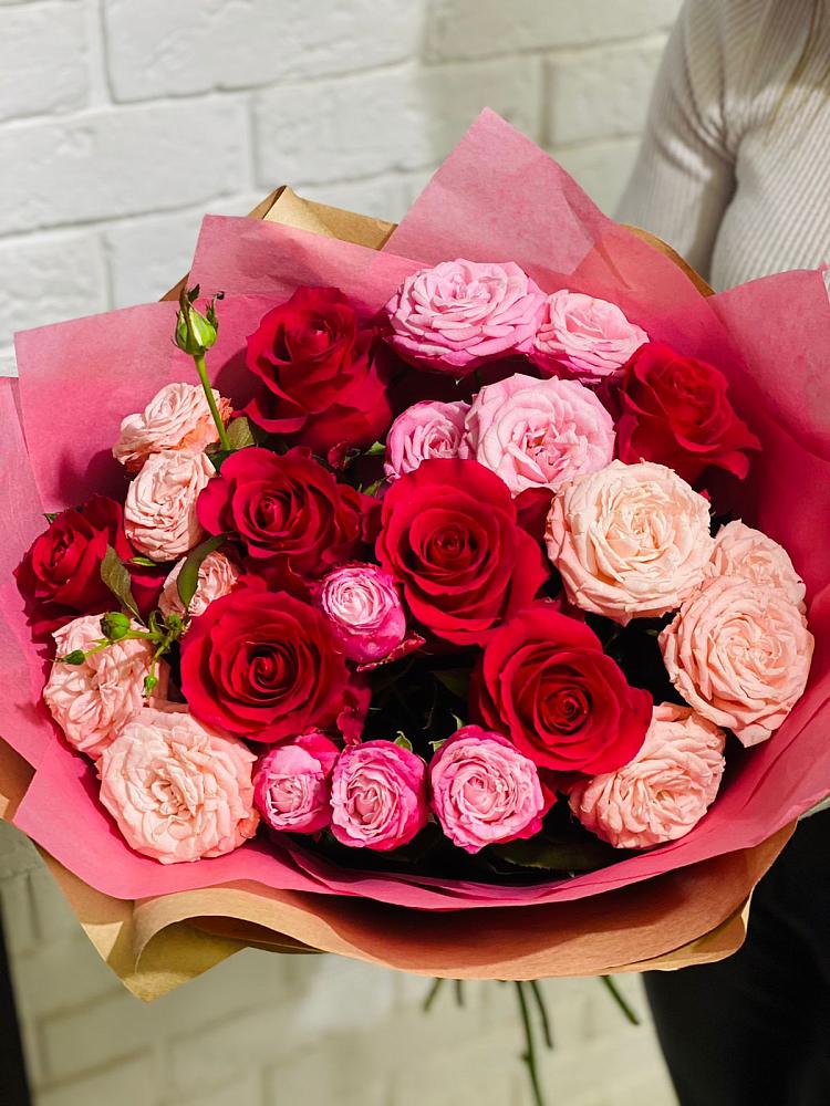 Букет цветов из: Розы в Щельпино