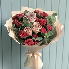 Букет цветов из:  Гвоздики и Розы в Щельпино
