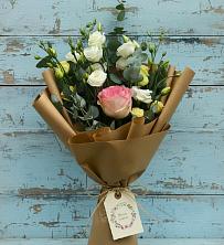 Букет цветов из:  Розы и Лизиантусы в Щельпино
