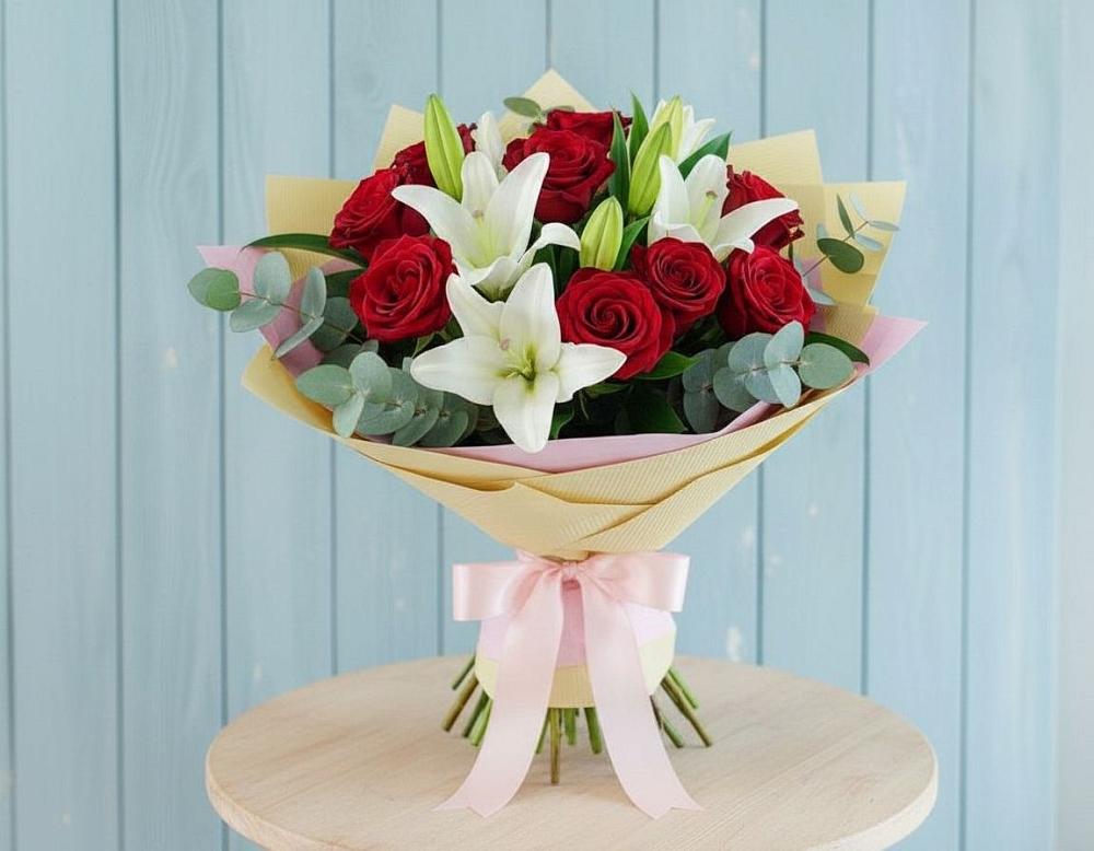 Букет цветов из: Лилии и Розы в Щельпино